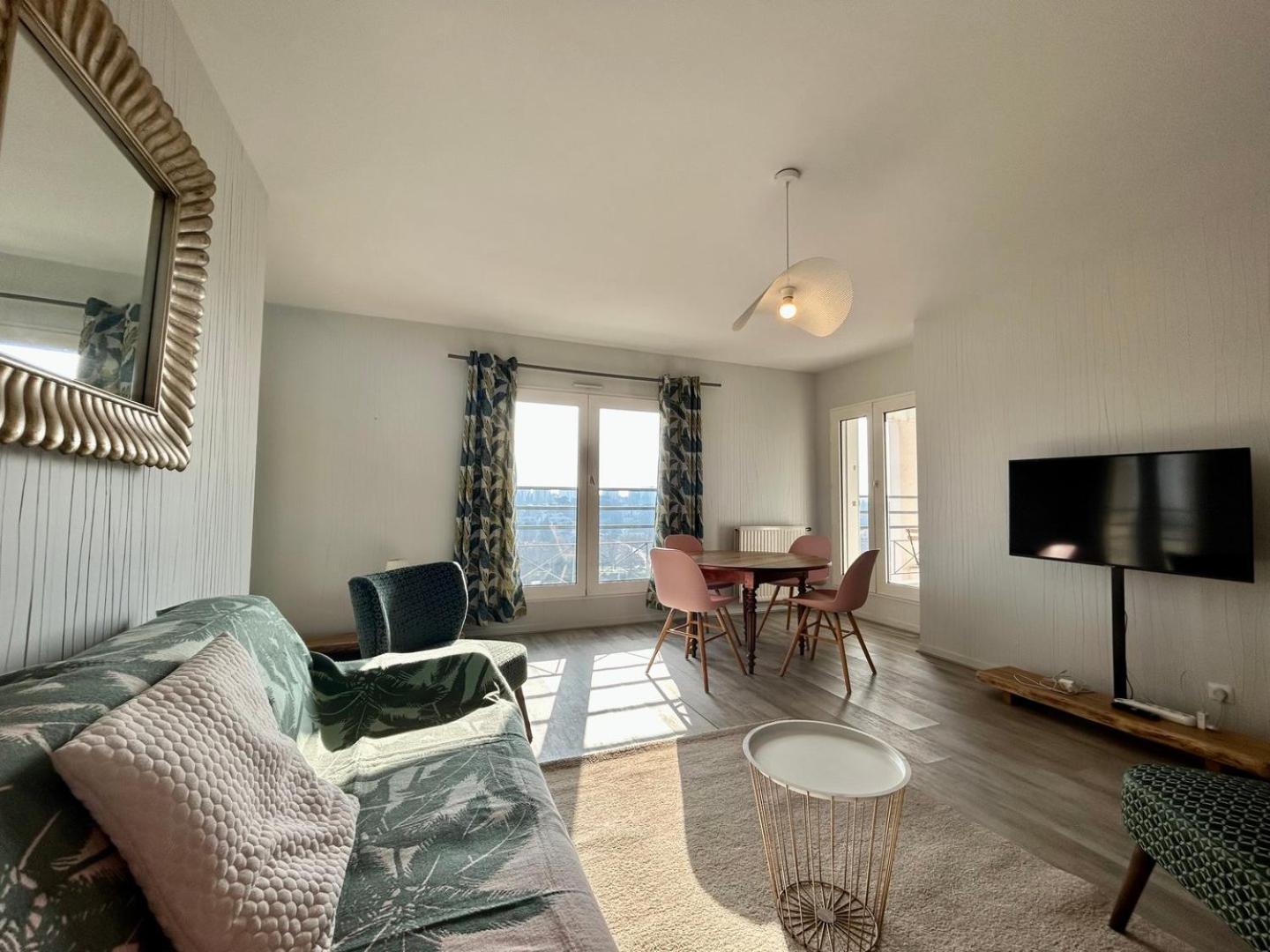 Apartamento The Belvedere: City Centre With Magnificent Views Poitiers Exterior foto